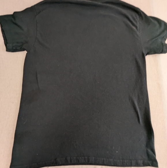 Who The F**k is Banksy? Graffiti artist political activist painter Tee Medium - Picture 5 of 5